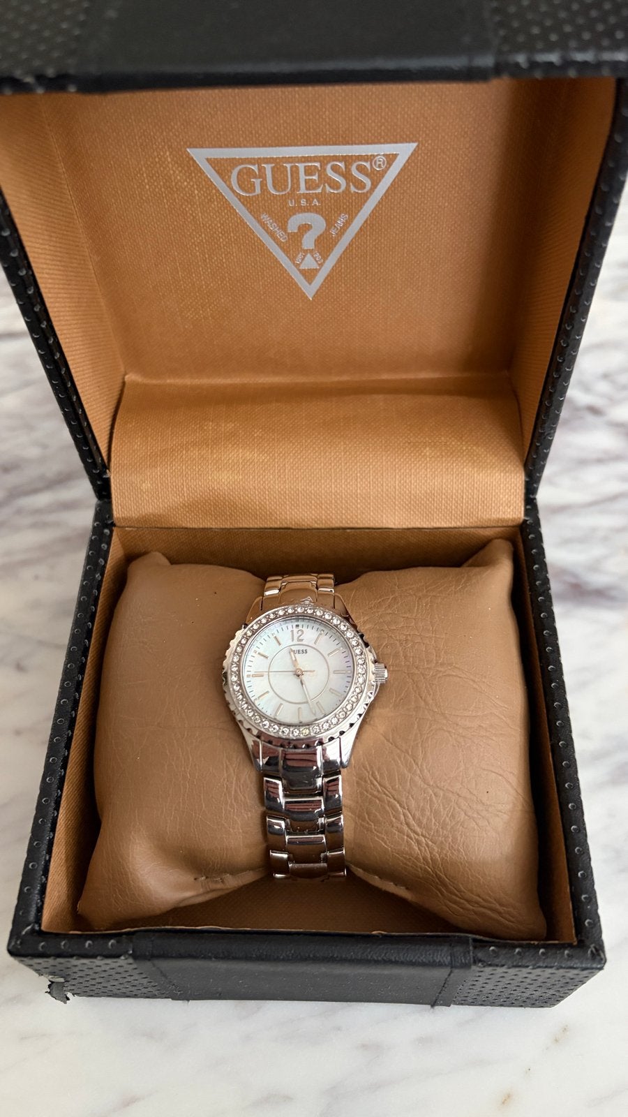 Guess horloge - werkt perfect (nieuwe batterij nodig), Gebruikt, Staal, Guess, Polshorloge