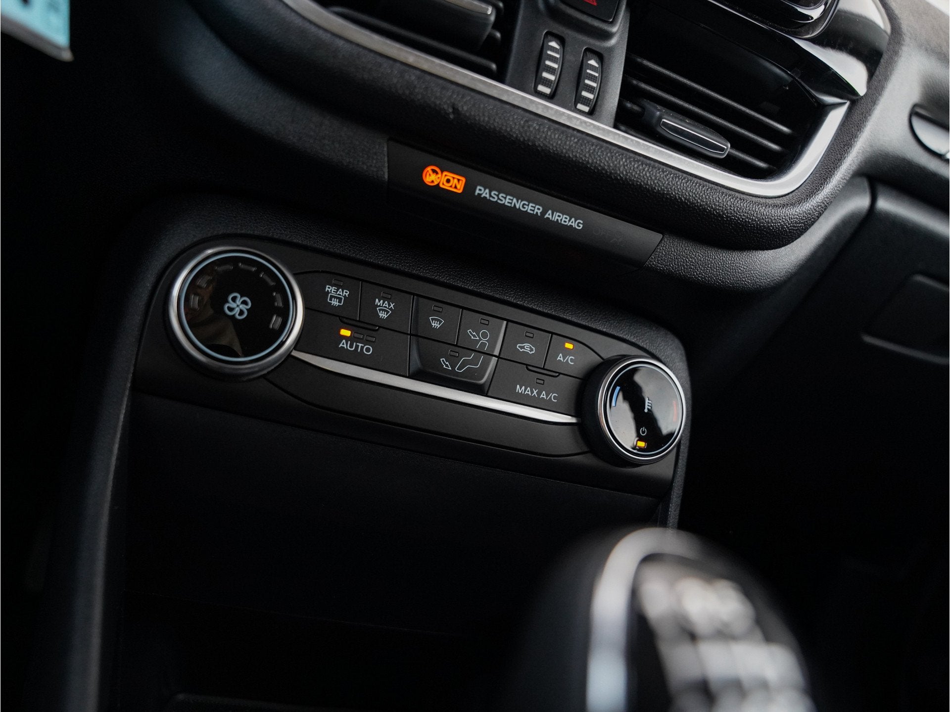 Foto 36 van Ford Fiesta 100pk EcoBoost Titanium |Climate Control |Apple