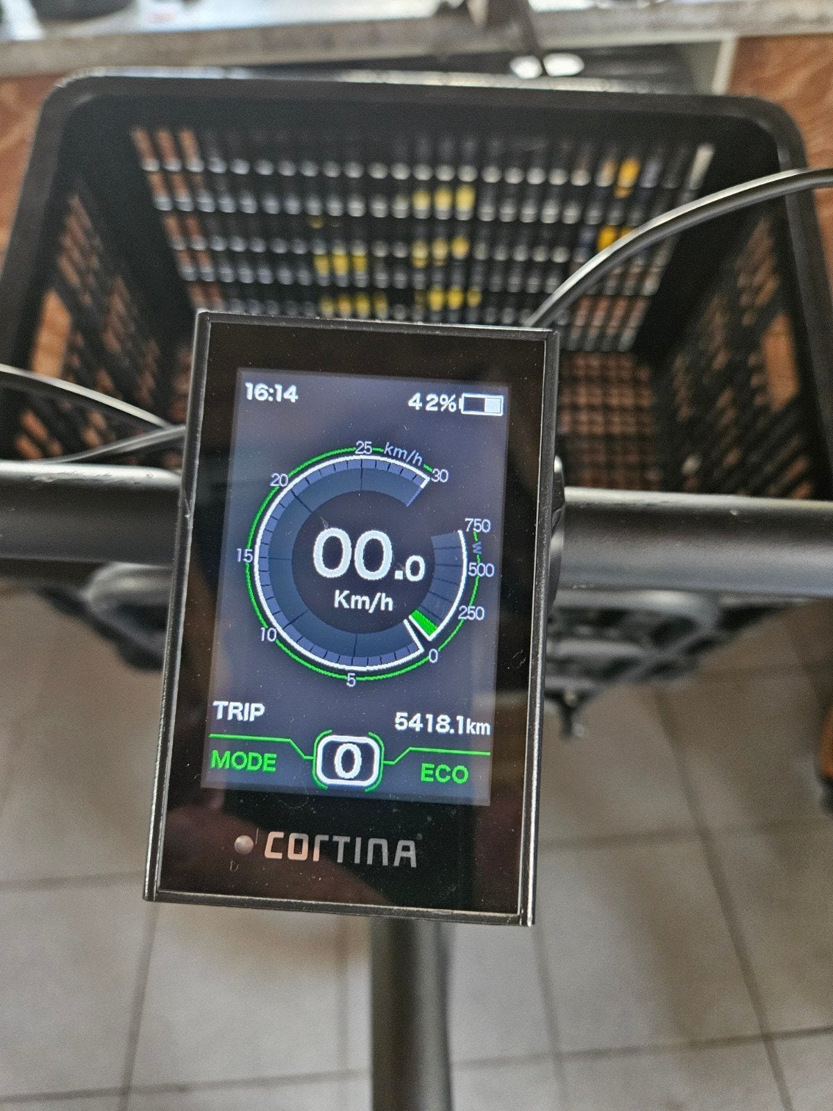 Foto 12 van Cortina U4 E-bike 61cm met Bafang M420 motor - Opknapper