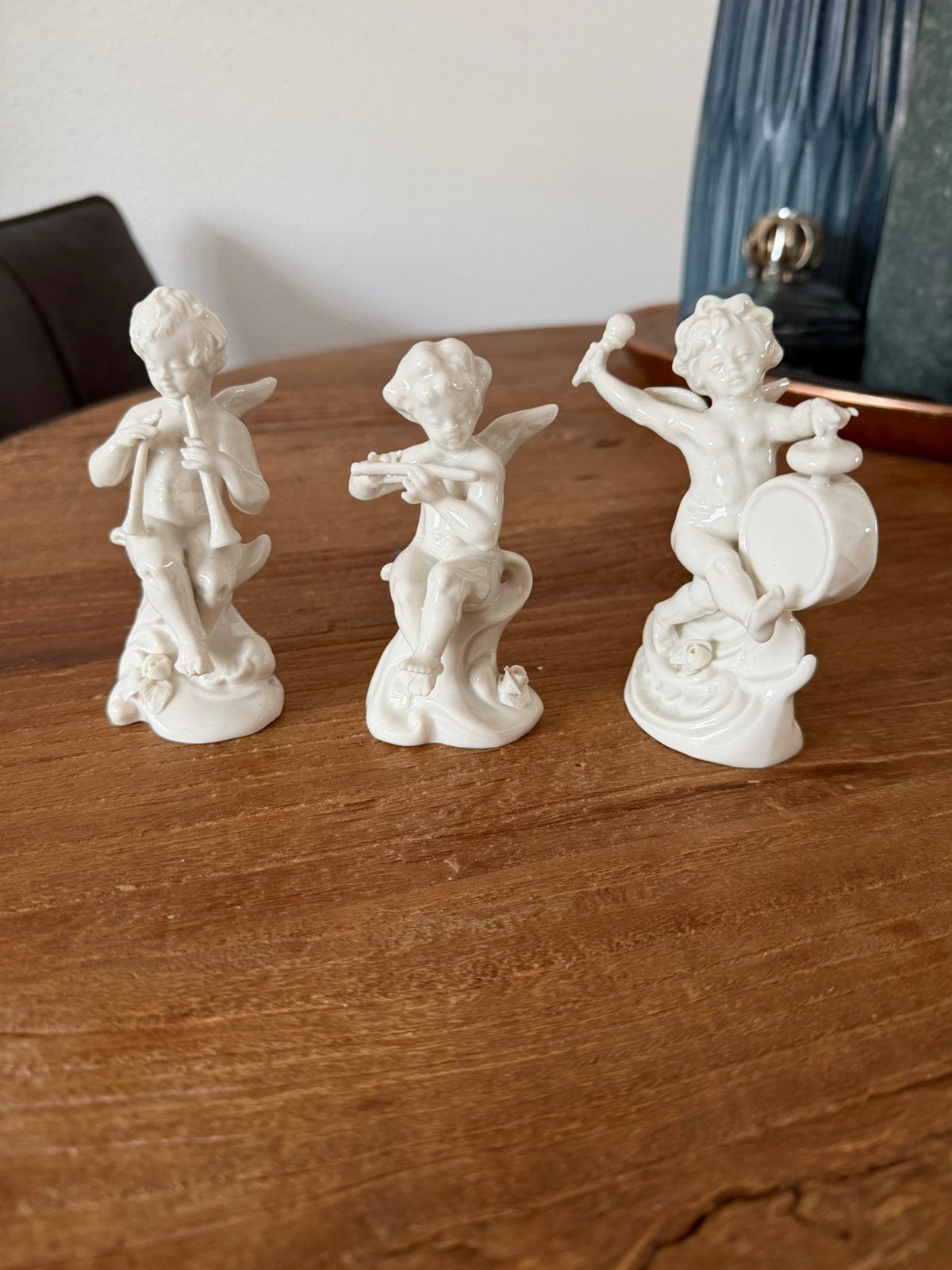 3 capodimonte muziekanten putti/engelen - Napels gekroonde N, Ophalen of Verzenden