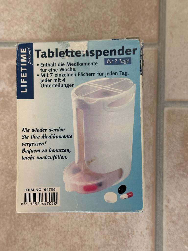 Witte pillendoos / medicatie box voor 7 dagen en 4 dagdelen, Ophalen, Nieuw