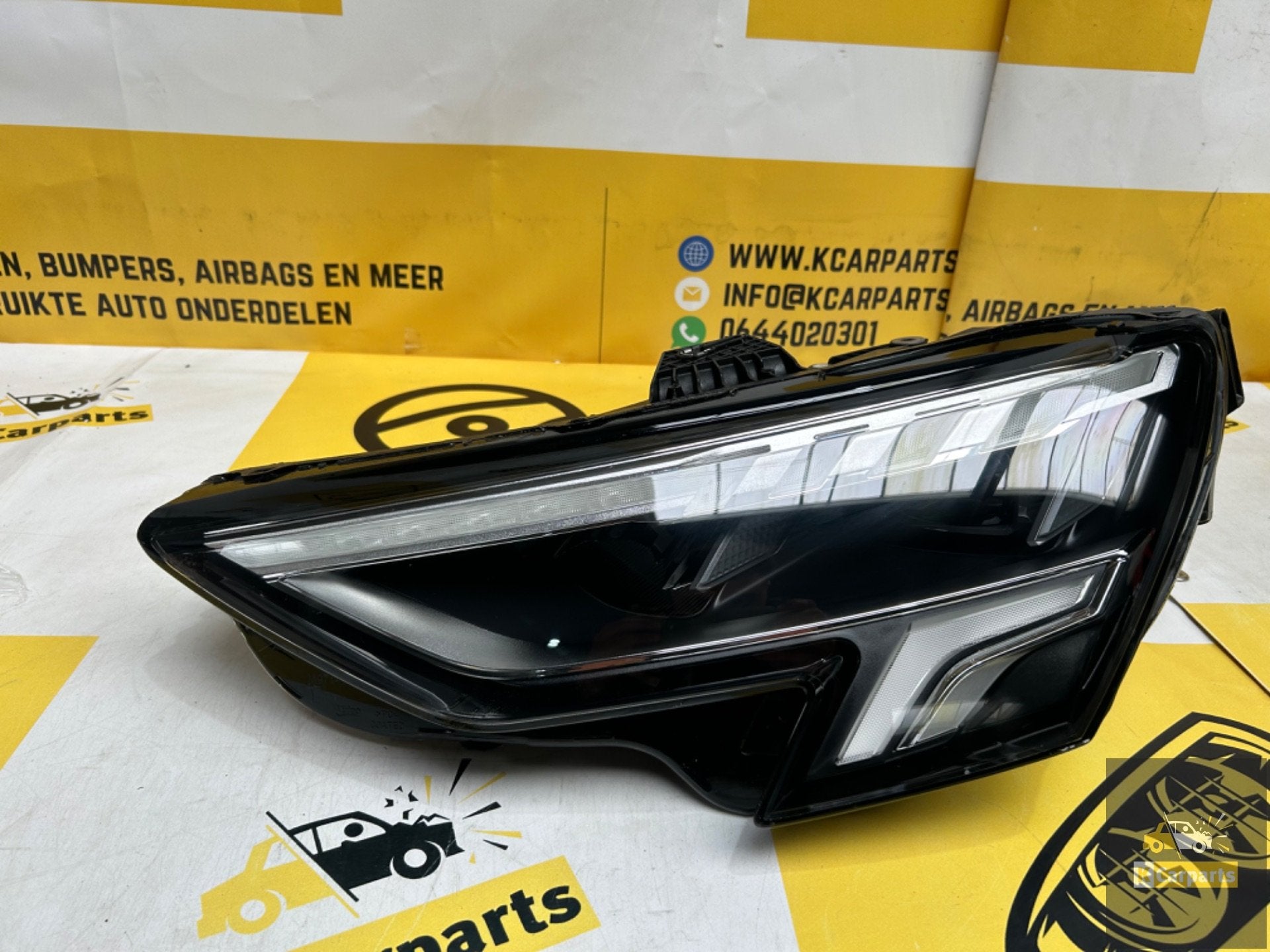 Koplamp Audi A3 8Y FULL LED Links Compleet 8Y0941033