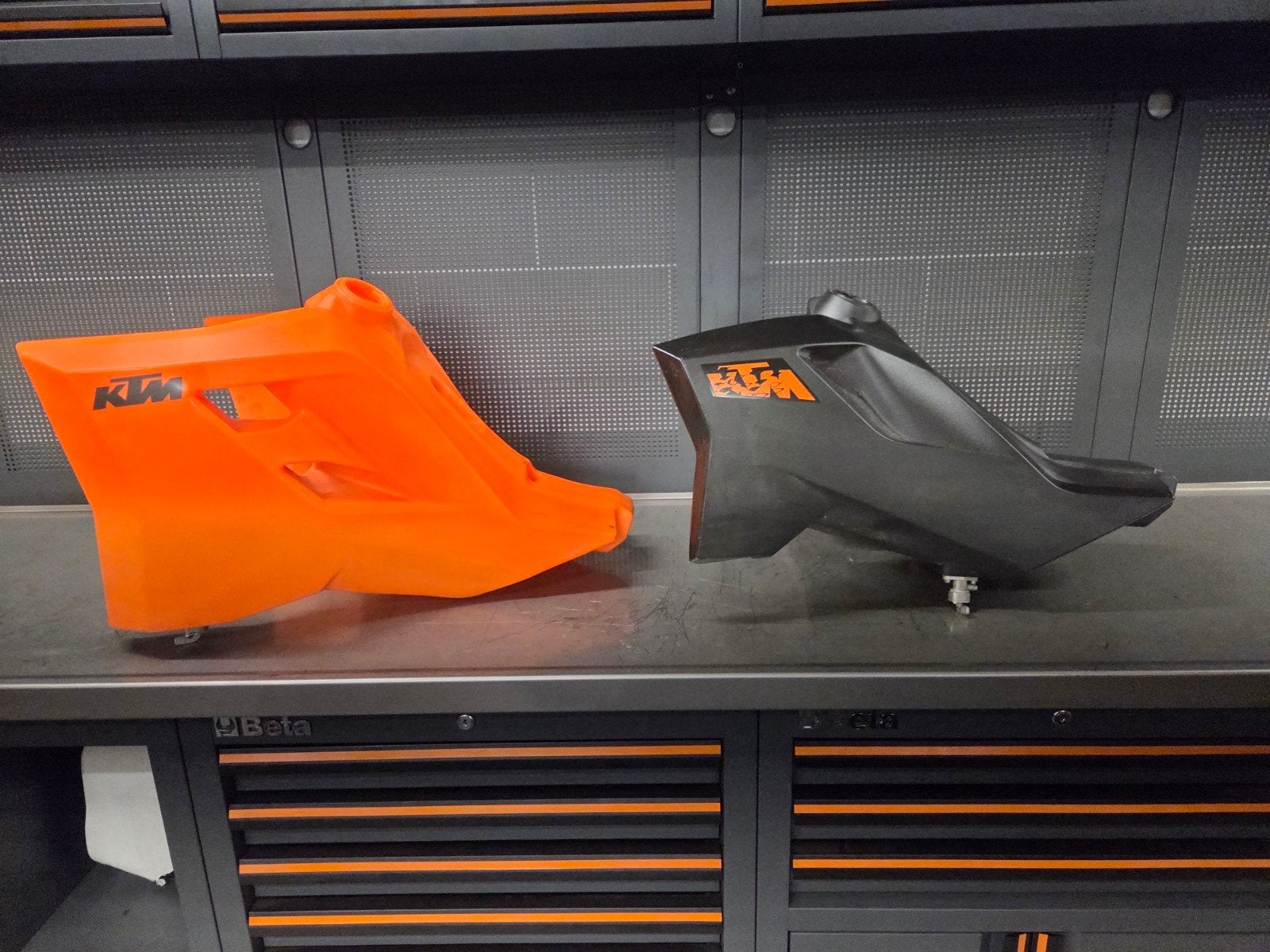 Brandstoftank benzinetank groot KTM exc Acerbis, Motoren, Onderdelen | Overige, Ophalen
