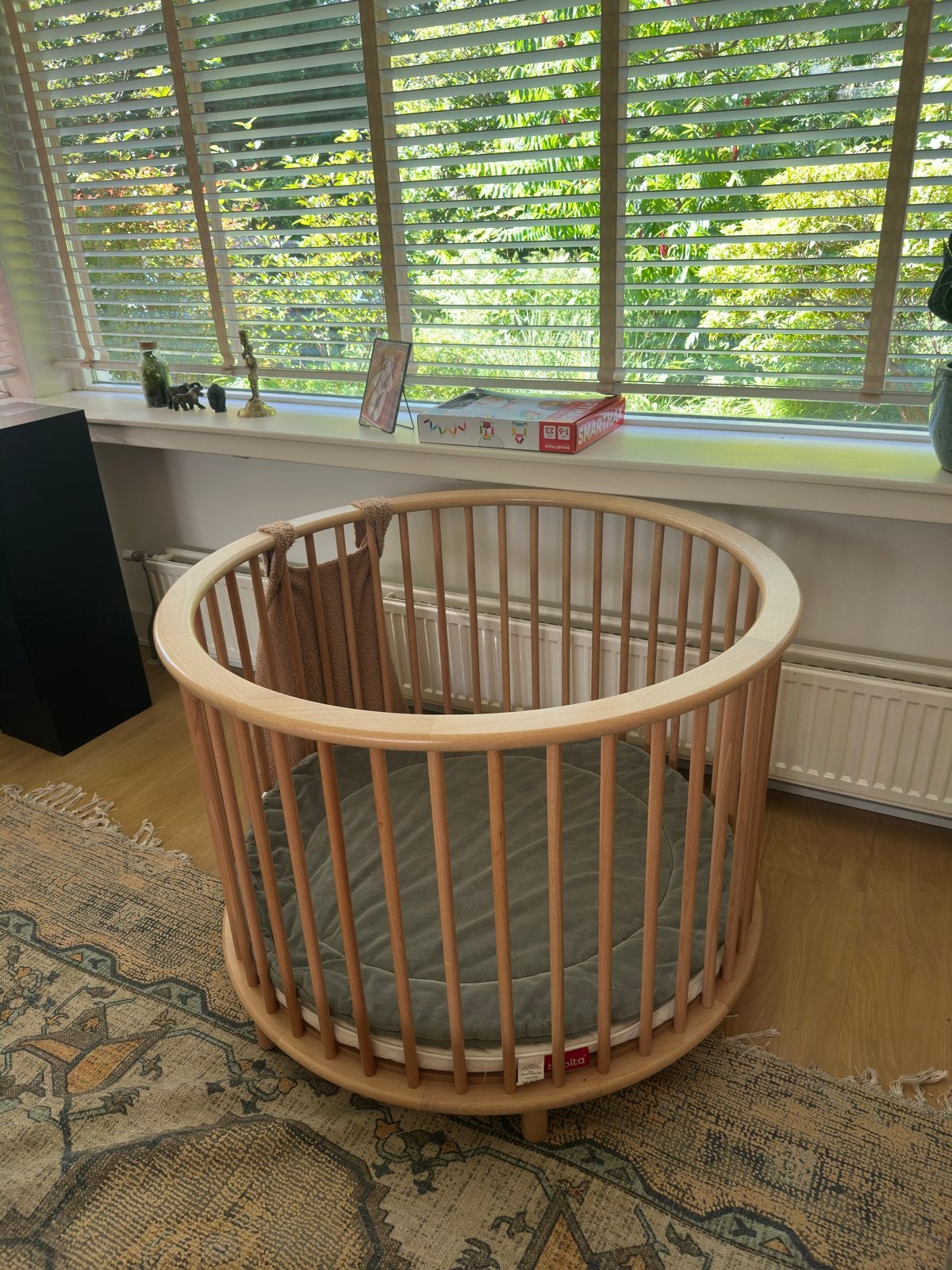 Bopita box met matras, kleed en box-tas, compleet, Ophalen, Zo goed als nieuw, Rond, In hoogte verstelbaar