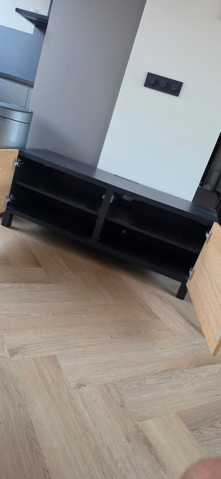 Zwart TV-meubel ikeamet opbergruimte - 120x48,5x41,5 cm, Ophalen, Overige materialen, 100 tot 150 cm, Minder dan 100 cm