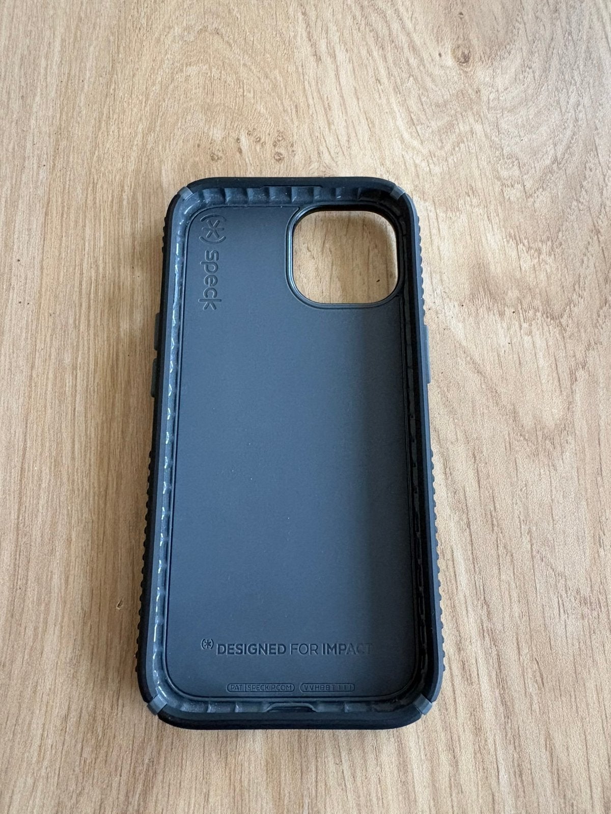 Stevige hoes iPhone 13,14,15, Telecommunicatie, Zwart, Zo goed als nieuw, IPhone 13, Kunststof