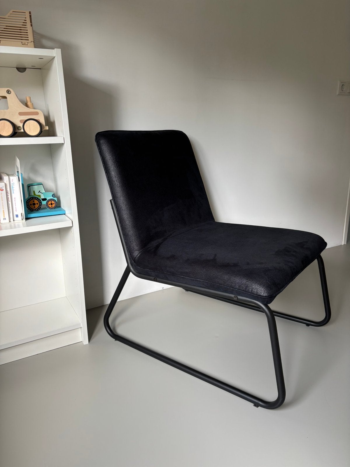 Fauteuil / Lounge stoel zwart, Huis en Inrichting, Stoelen, Ophalen, Zo goed als nieuw, Zwart, Eén