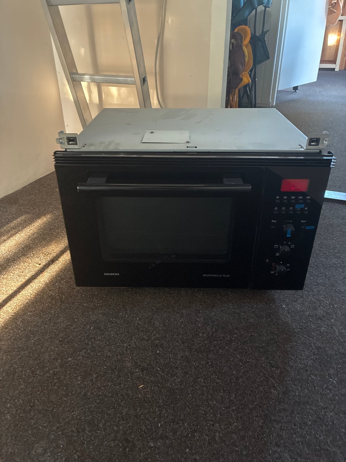 Siemens Combimagnetron HFT859 - Inbouw, Combimagnetron, Gebruikt, 60 cm of meer, Grill