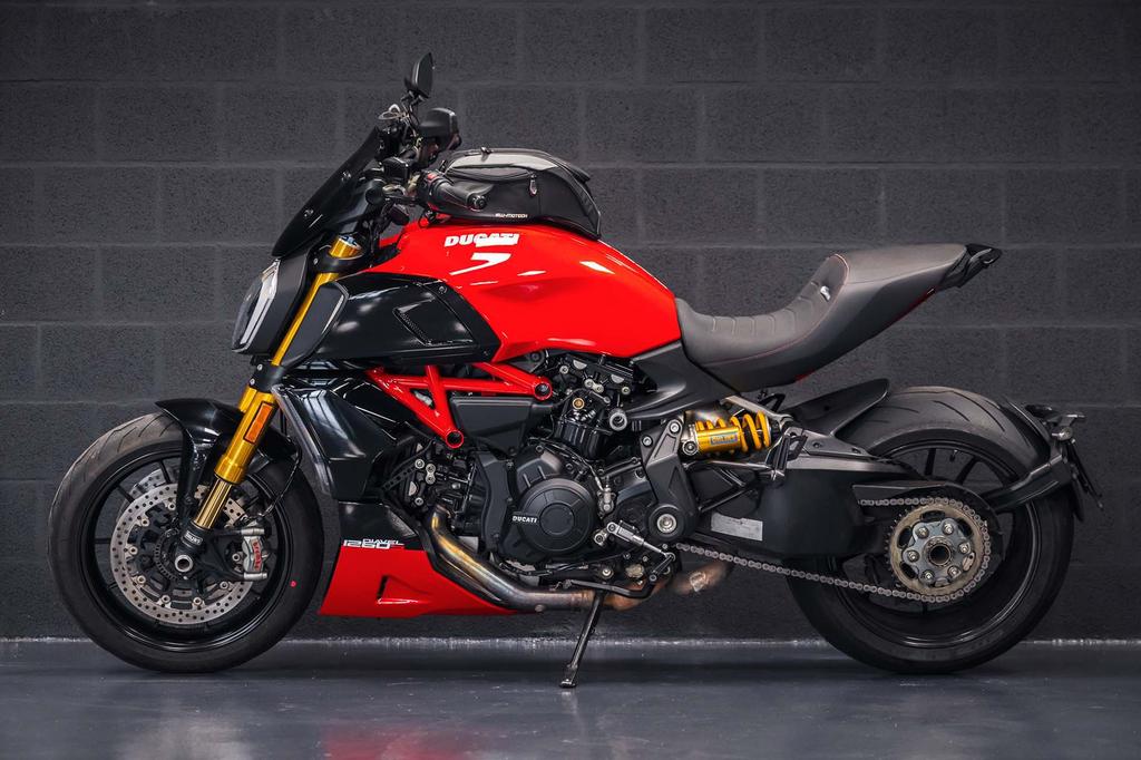 Ducati Tour Diavel 1260 S, Motoren, Bedrijf, Sport