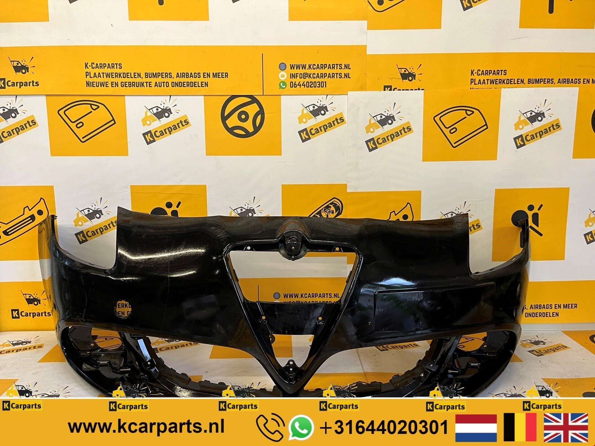 Voorbumper alfa romeo giulietta PDC originee bumper 50541741, Auto-onderdelen, Carrosserie en Plaatwerk, Info@fabrikant.eu, Ophalen of Verzenden