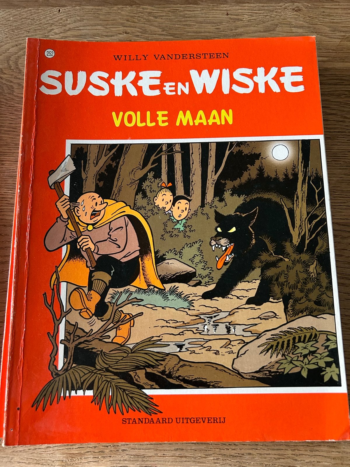 Suske en Wiske - Volle Maan (252) - 1e druk, Boeken, Stripboeken, Eén stripboek, Ophalen of Verzenden, Gelezen