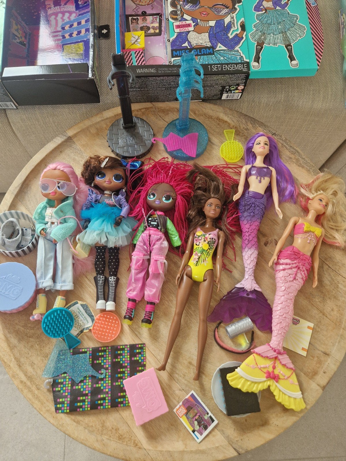 LOL OMG en Barbie poppen met accessoires, Ophalen