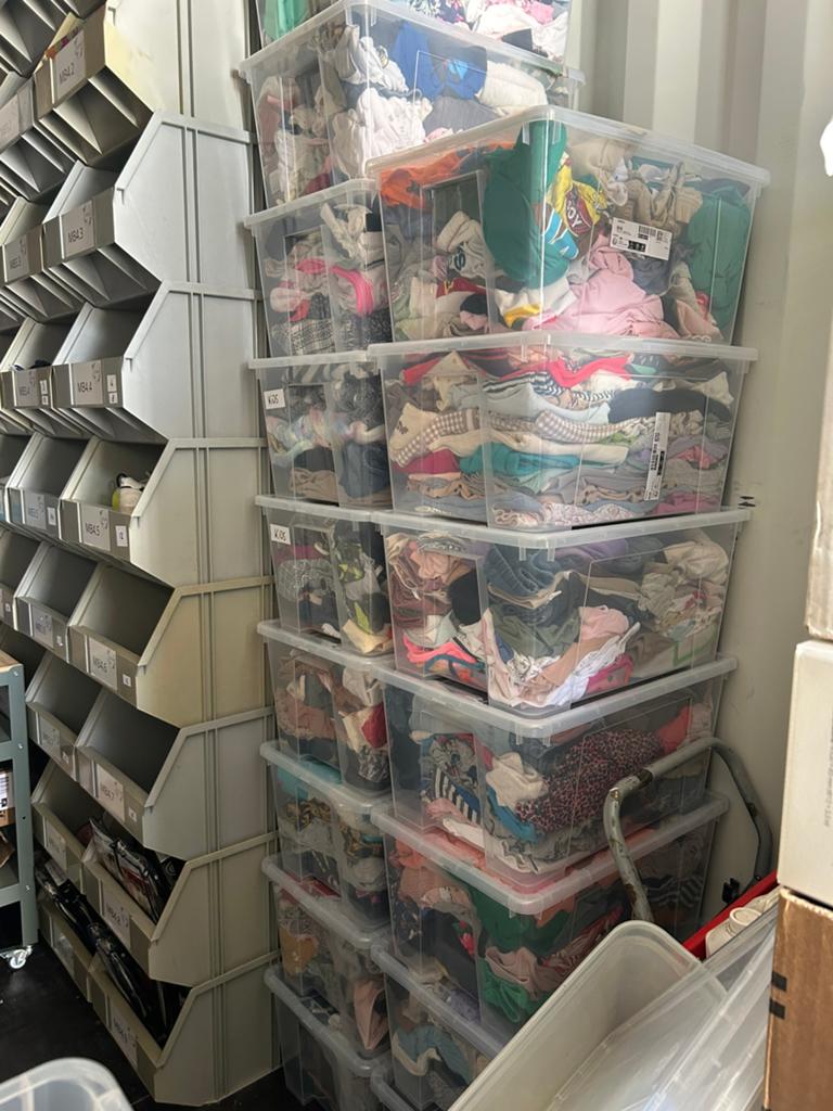 Partij 136KG kinderkleding - Nieuw + Tweedehands, Kinderen en Baby's, ., Overige maten, Ophalen of Verzenden, .