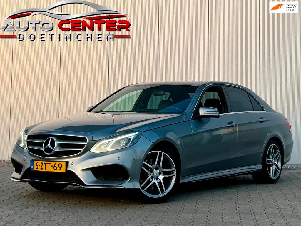 Mercedes-Benz E-klasse 300 BlueTEC HYBRID AMG Suède Facelif, Auto's, Automaat, Euro 5, Achterwielaandrijving, Gebruikt