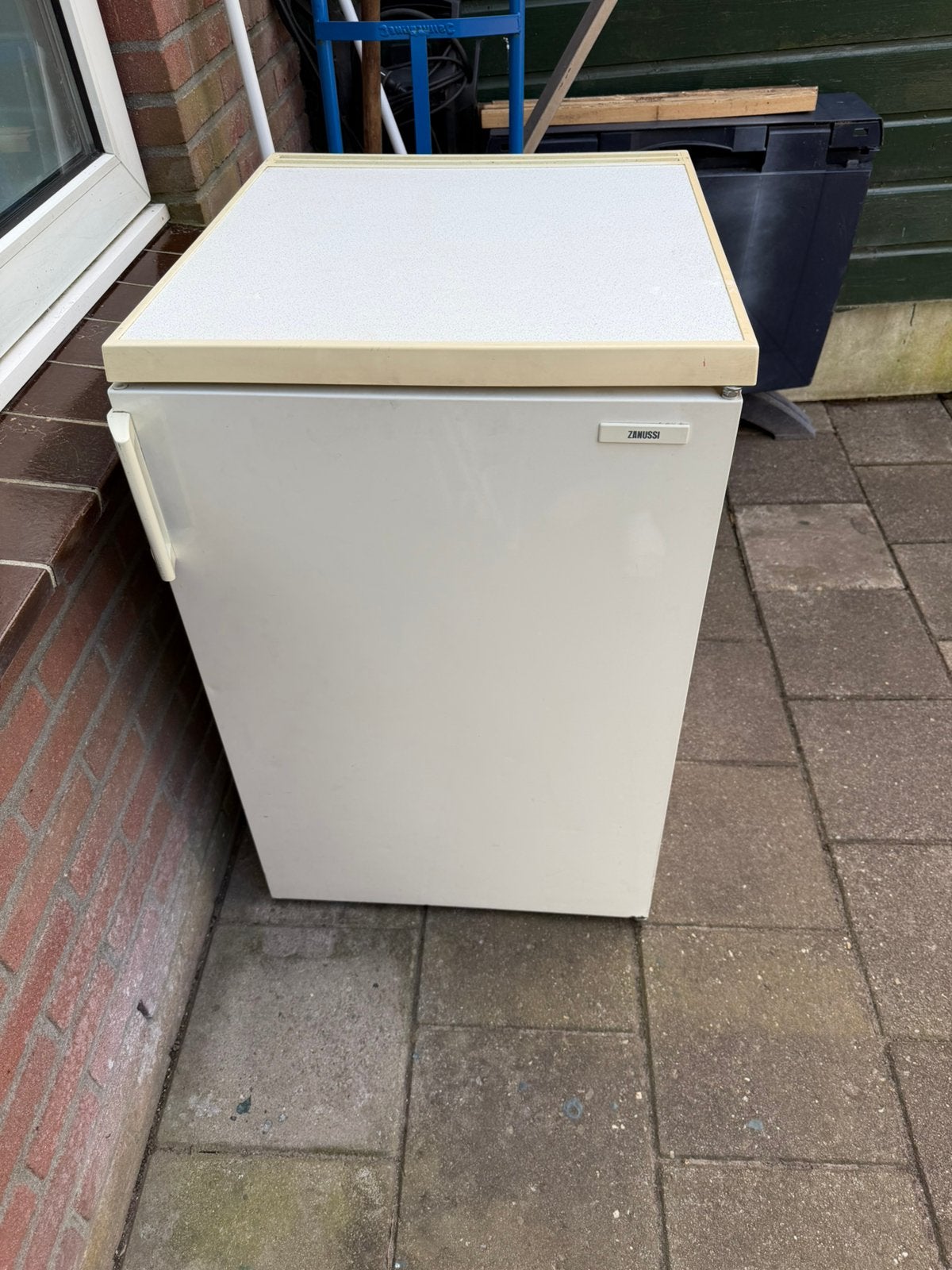 Mini koelkast amper gebruikt, Ophalen, Zo goed als nieuw, Minder dan 60 cm, Minder dan 85 cm