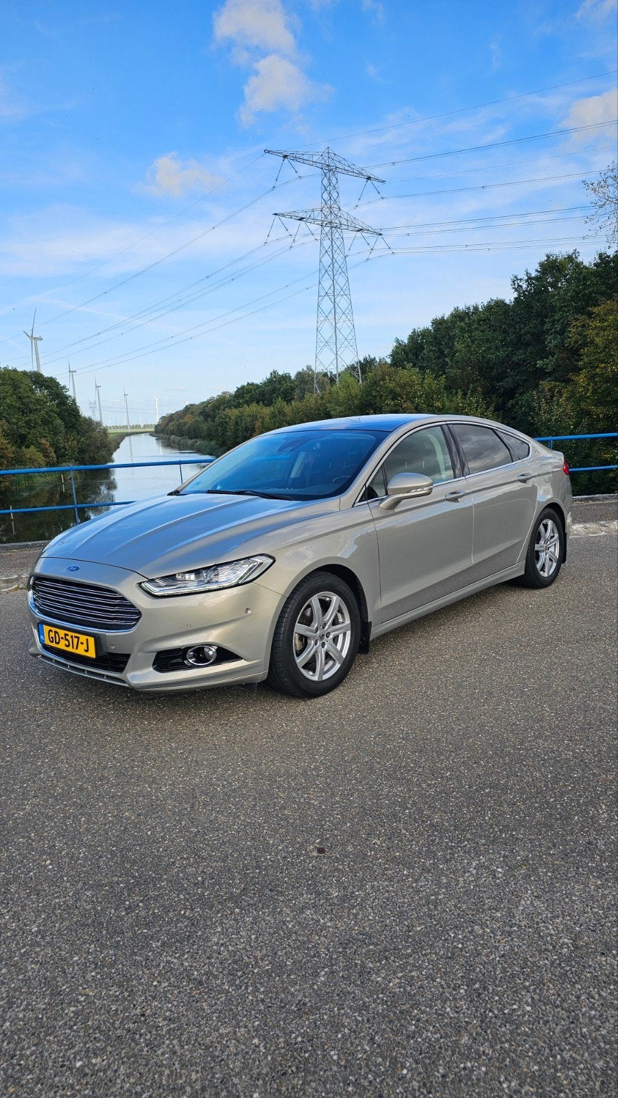 Ford Mondeo 1.5 Ecoboost 118KW 5-D 2015 Grijs, Auto's, Stof, Zwart, 4 cilinders, 160 pk