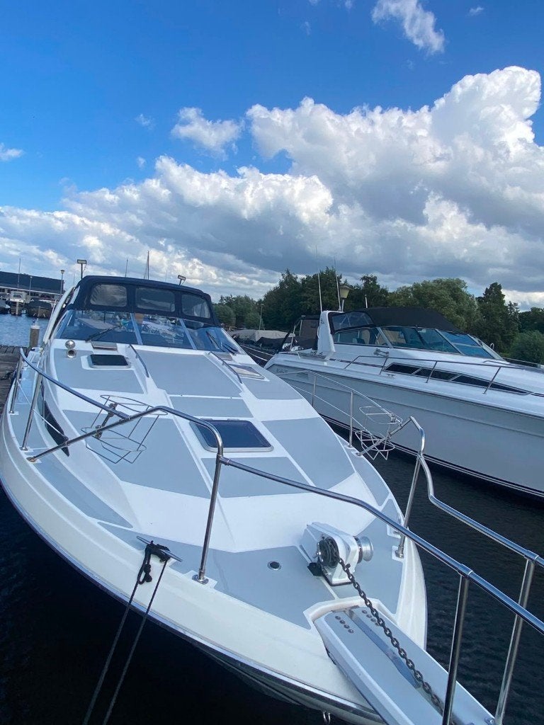 Bayliner Avanti 3055  2 OMC 5.0 V8  ca. 11 meter, Gebruikt, Binnenboordmotor, Walstroom, Polyester