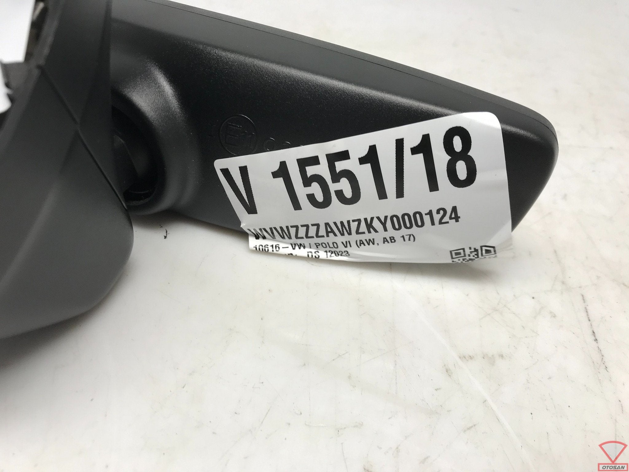 VW Polo 2G Passat 18 Binnenspiegel Dimmend Zwart 3G0857511E, Gebruikt, Volkswagen, Volkswagen AG, Berliner Ring 2
38440  Wolfsburg, DE