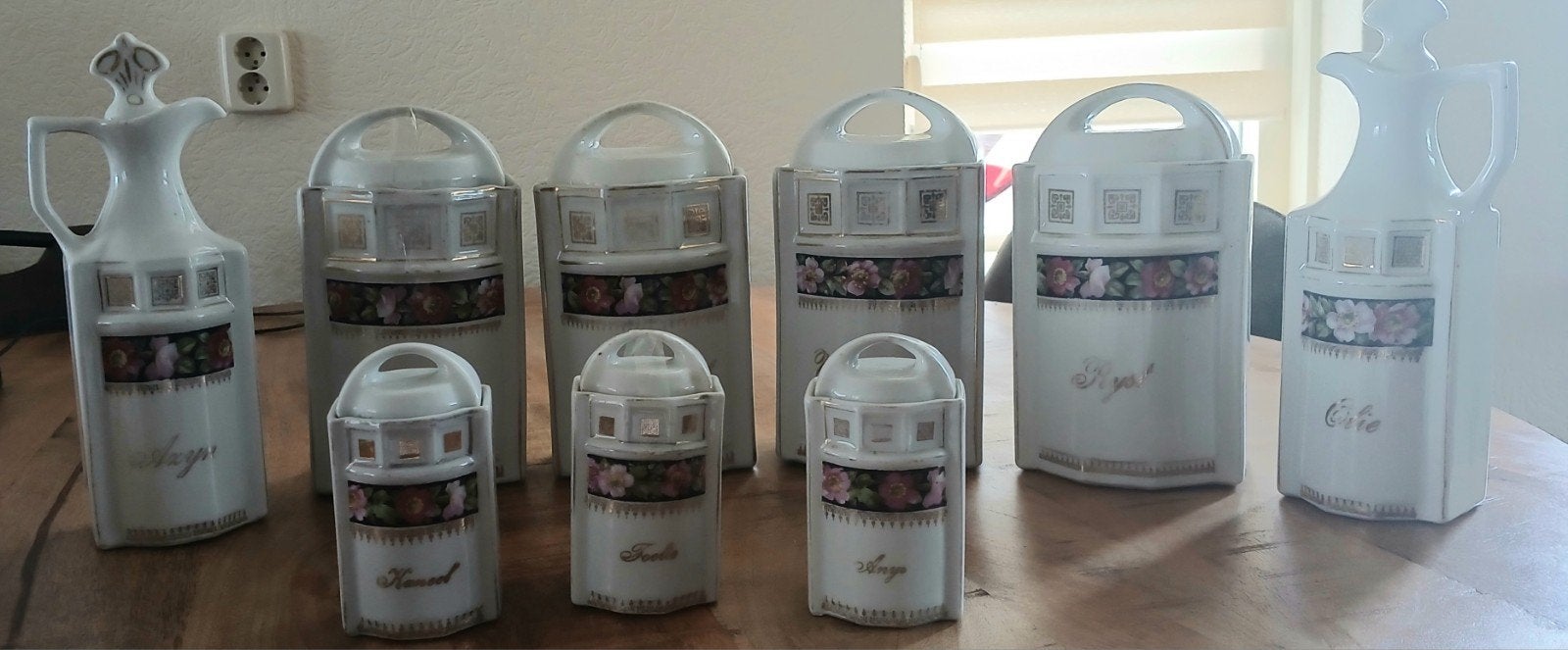 Vintage porseleinen voorraadpotten en oliekannen set, Ophalen