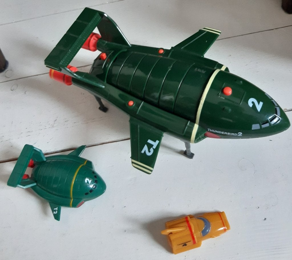 Thunderbirds 2 speelgoedset met 2 kleinere voertuigen, Ophalen of Verzenden, Zo goed als nieuw