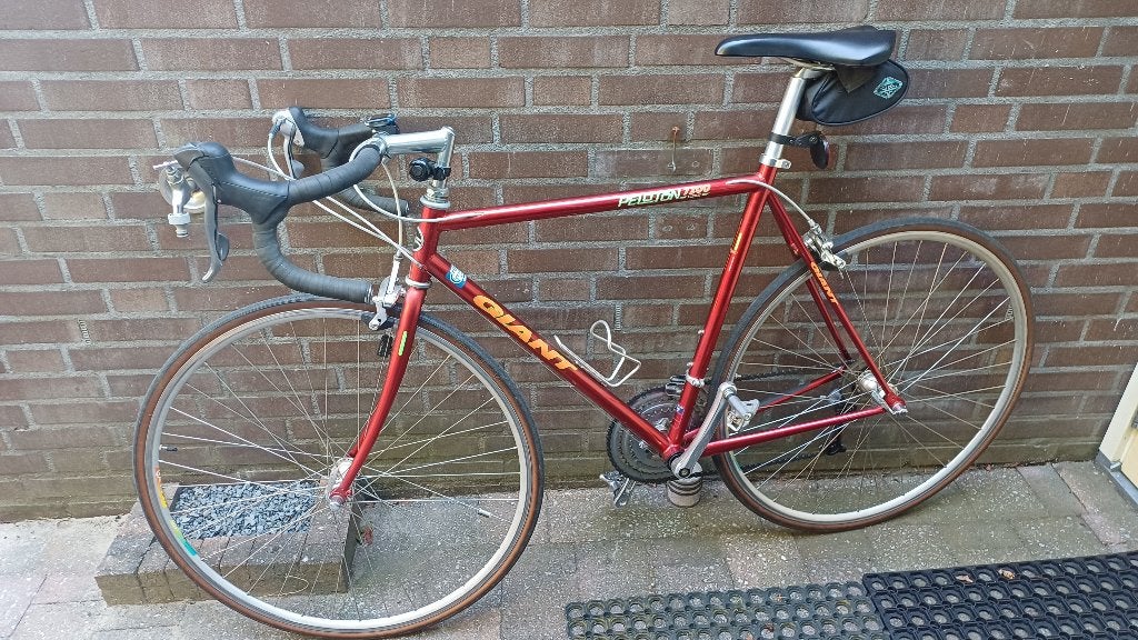 Giant Peloton 7200 racefiets, Fietsen en Brommers, Fietsen | Racefietsen, Ophalen, 28 inch, Gebruikt, Velgrem