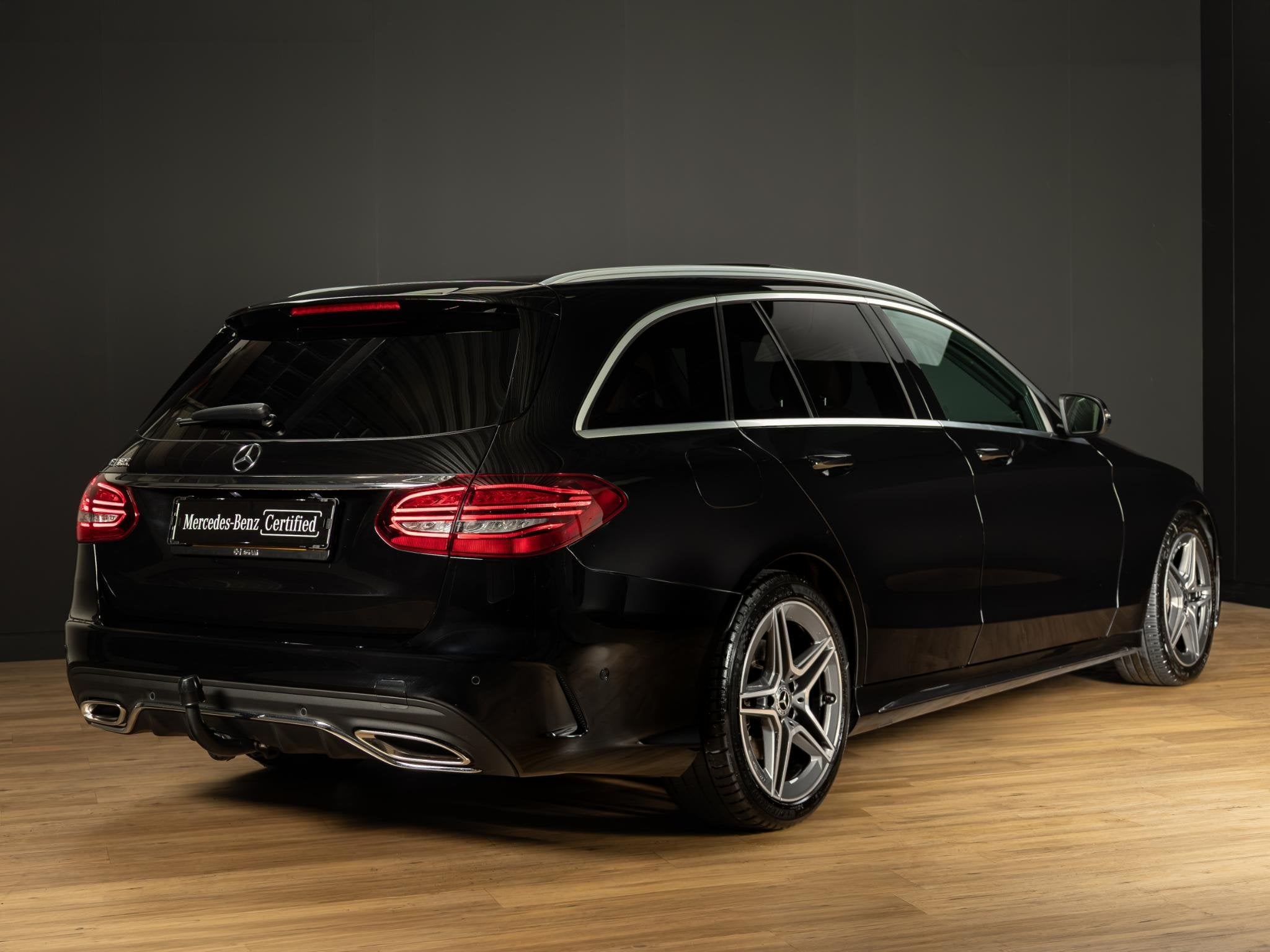 Mercedes-Benz C-Klasse Estate 180 Premium Pack Panorama dak, Auto's, Mercedes-Benz, Euro 6, Zwart, Origineel Nederlands, C-Klasse