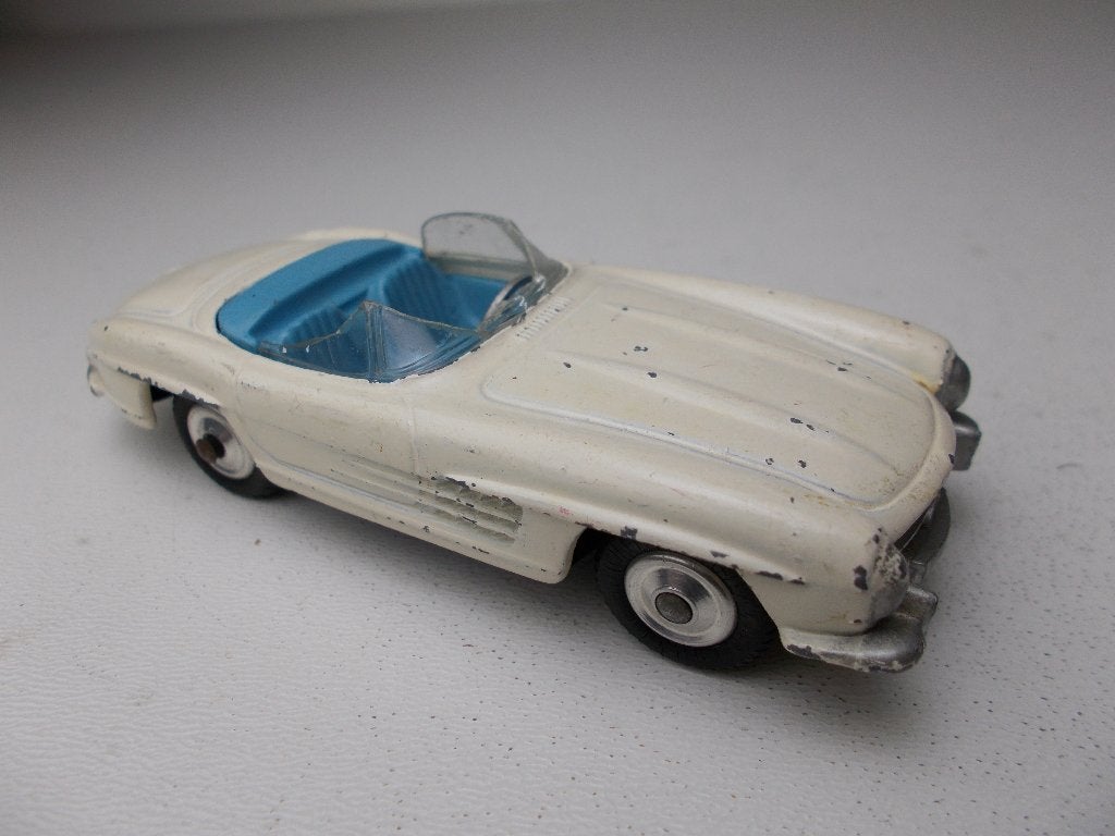 1961 Corgi Toys 303s MERCEDES-BENZ 300SL ROADSTER. Opknapper, Ophalen of Verzenden, Gebruikt, Auto, Corgi