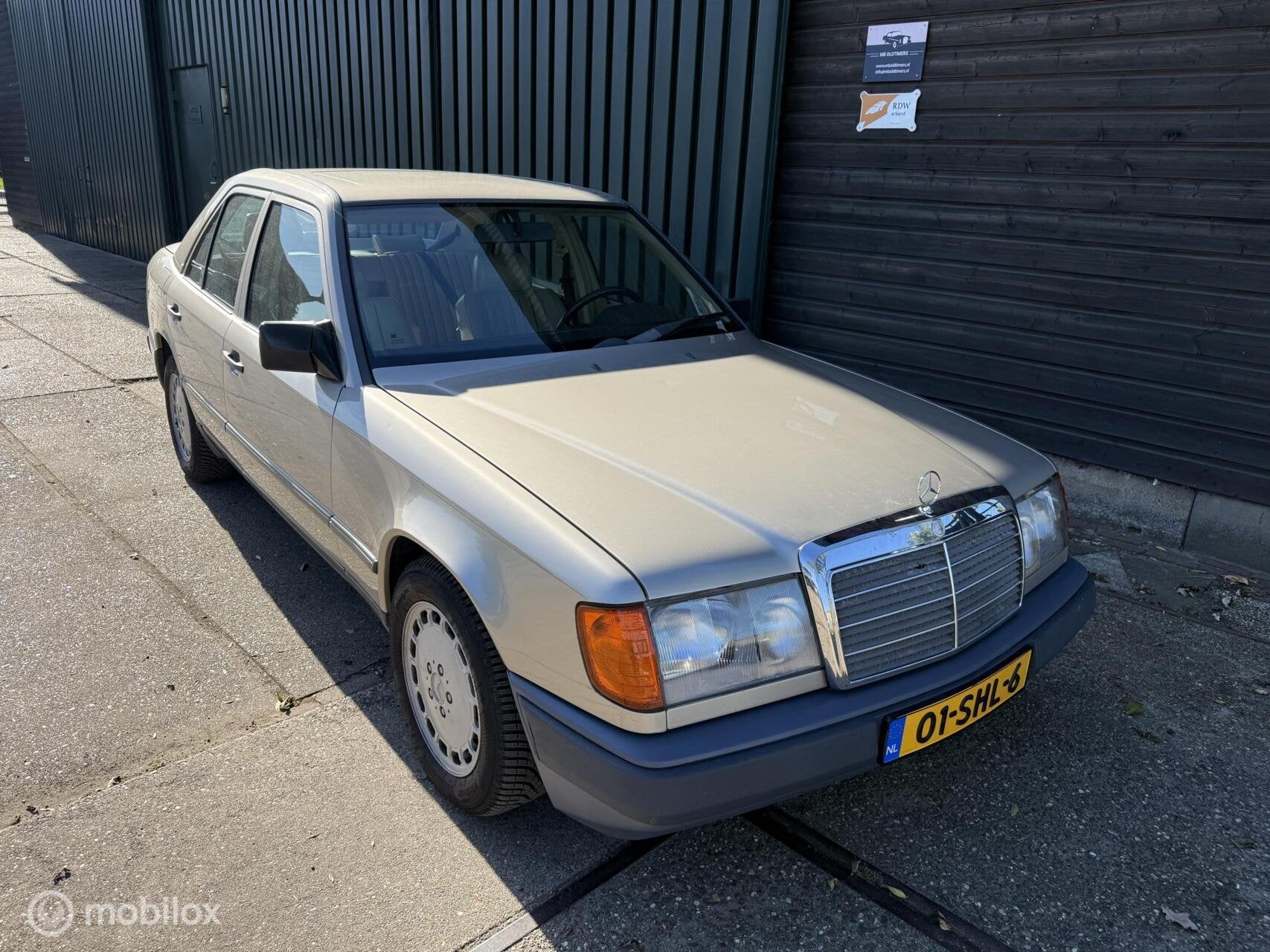 Mercedes-Benz 300 TD Turbodiesel belastingvrij, Auto's, Automaat, Achterwielaandrijving, Beige, 143 pk