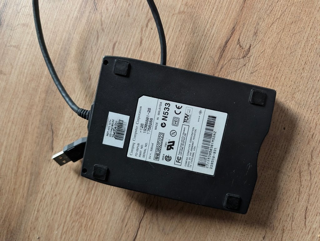 Te koop: Compaq USB floppy drive, Computers en Software, Vintage Computers, Ophalen of Verzenden