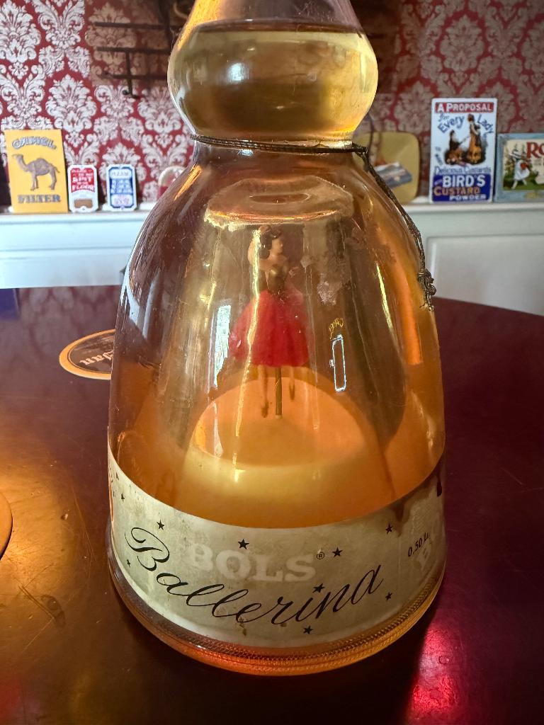 Bols jenever fles met danseres reclame geen emaille neon, Verzamelen, Merken en Reclamevoorwerpen, Ophalen of Verzenden, Gebruikt