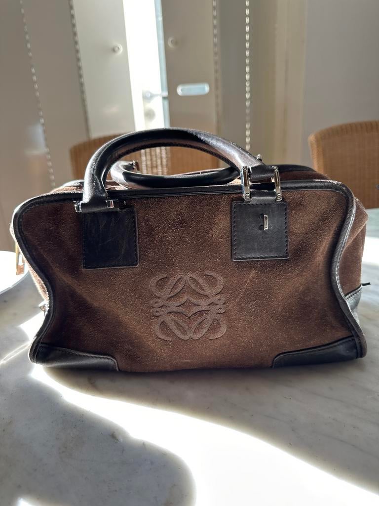 Loewe Tas - Zo goed als nieuw!, Sieraden, Tassen en Uiterlijk, Tassen | Damestassen, Zo goed als nieuw, Handtas, Bruin, Ophalen of Verzenden