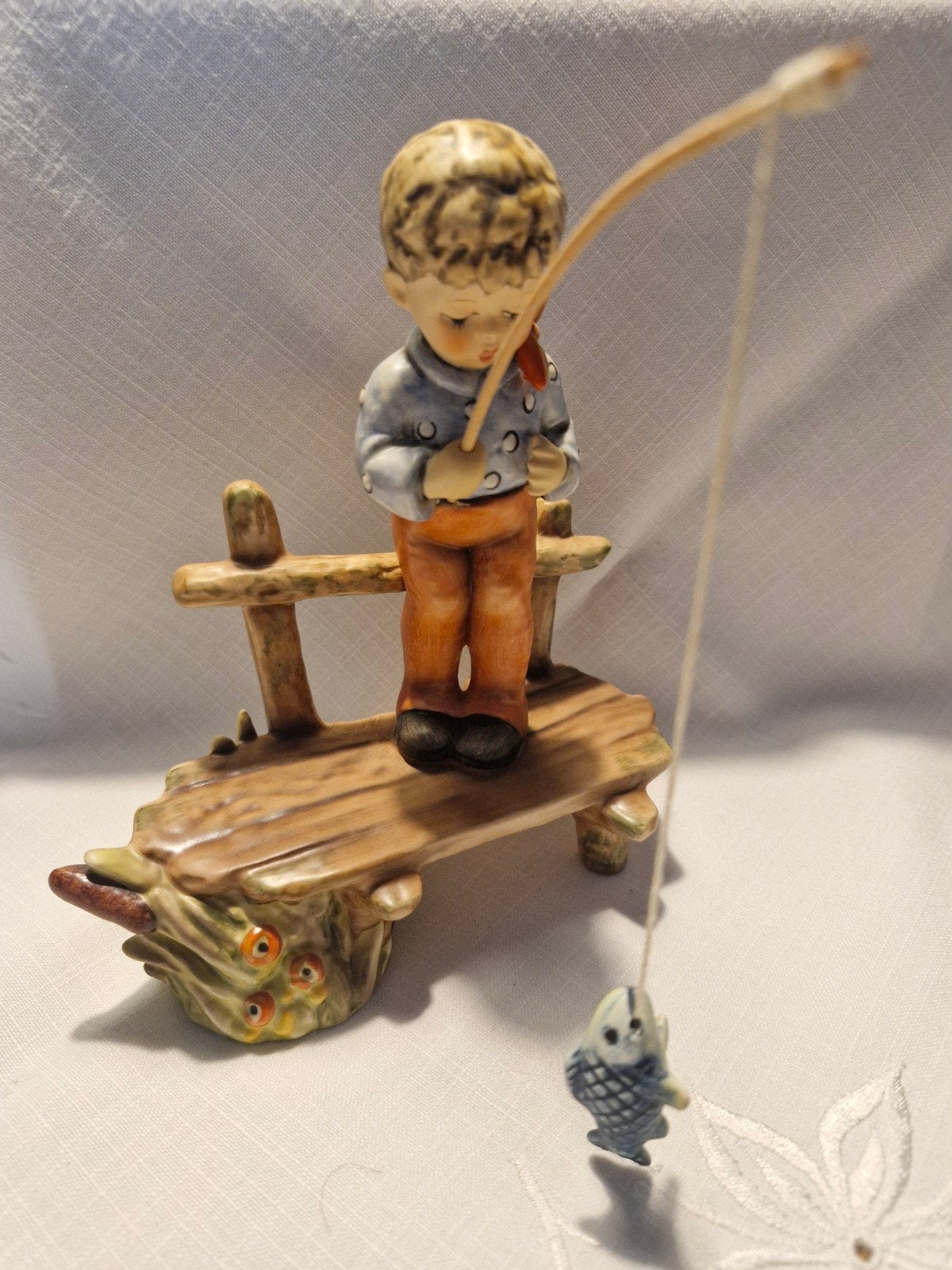 Hummel Goebel beeldje, Verzamelen, Swarovski, Ophalen of Verzenden, Zo goed als nieuw, Figuurtje