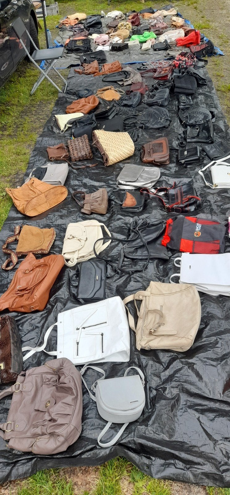 Partij 105 damestassen handtas schoudertassen, Ophalen of Verzenden, Zwart, Handtas