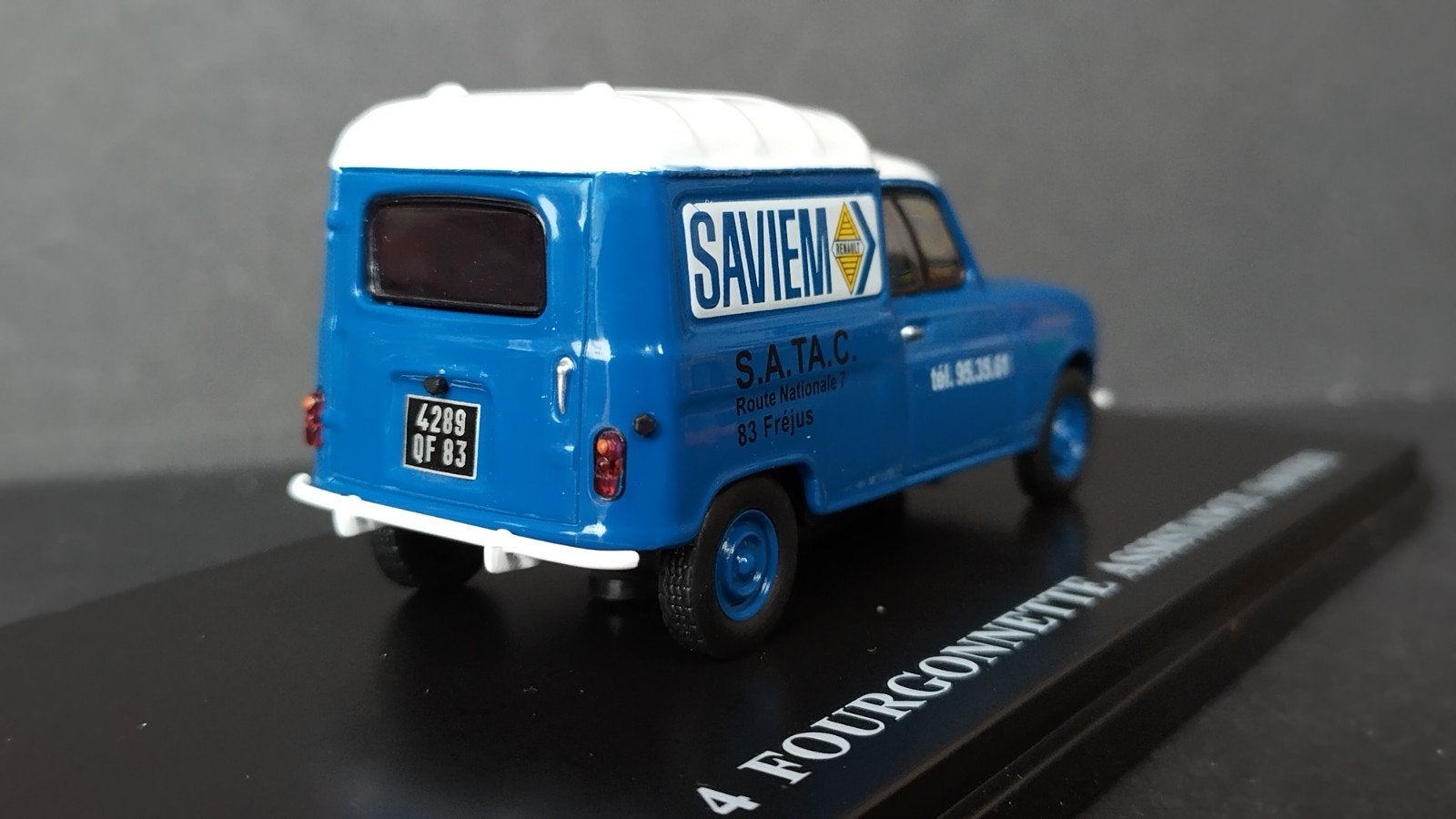 Renault 4 F4 Saviem 1:43 Universal Hobbies Pol, Auto, Verzenden, ., Nieuw