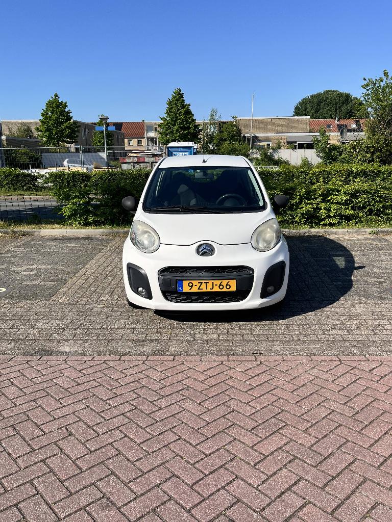 Citroën C1 1.0 2012 | Nieuwe APK | Zuinig | Goede banden, Auto's, Voorwielaandrijving, C1, Handgeschakeld, Particulier