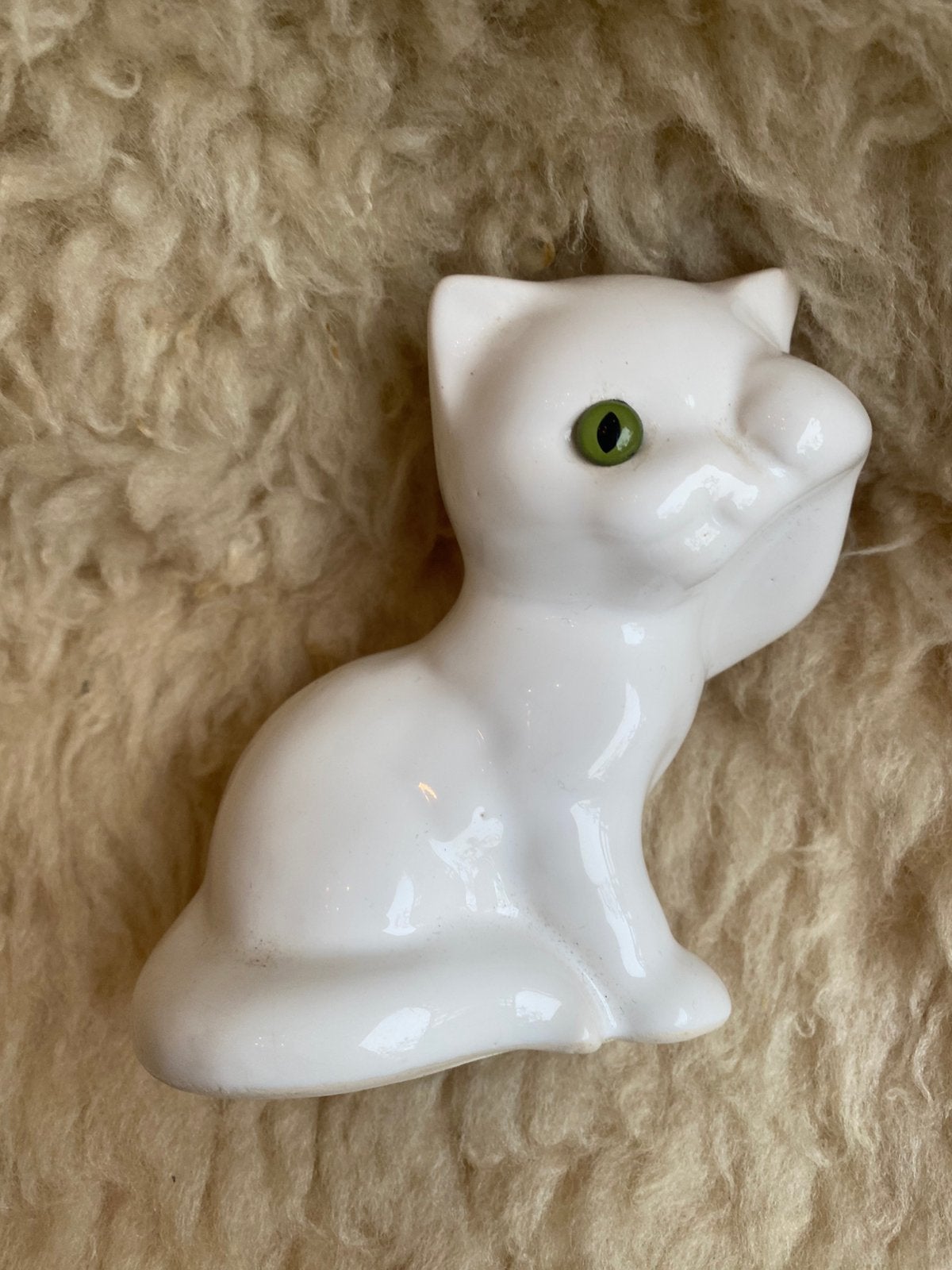 Vintage porseleinen poes met glas oog uit de jaren ‘80, Verzamelen, Ophalen of Verzenden, Zo goed als nieuw, Dier