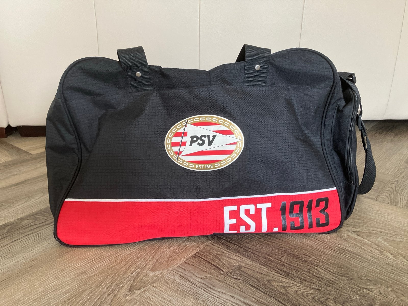PSV Sporttas / Reistas - Zwart/Rood - EST. 1913, Ophalen, Zo goed als nieuw, Unisex volwassen