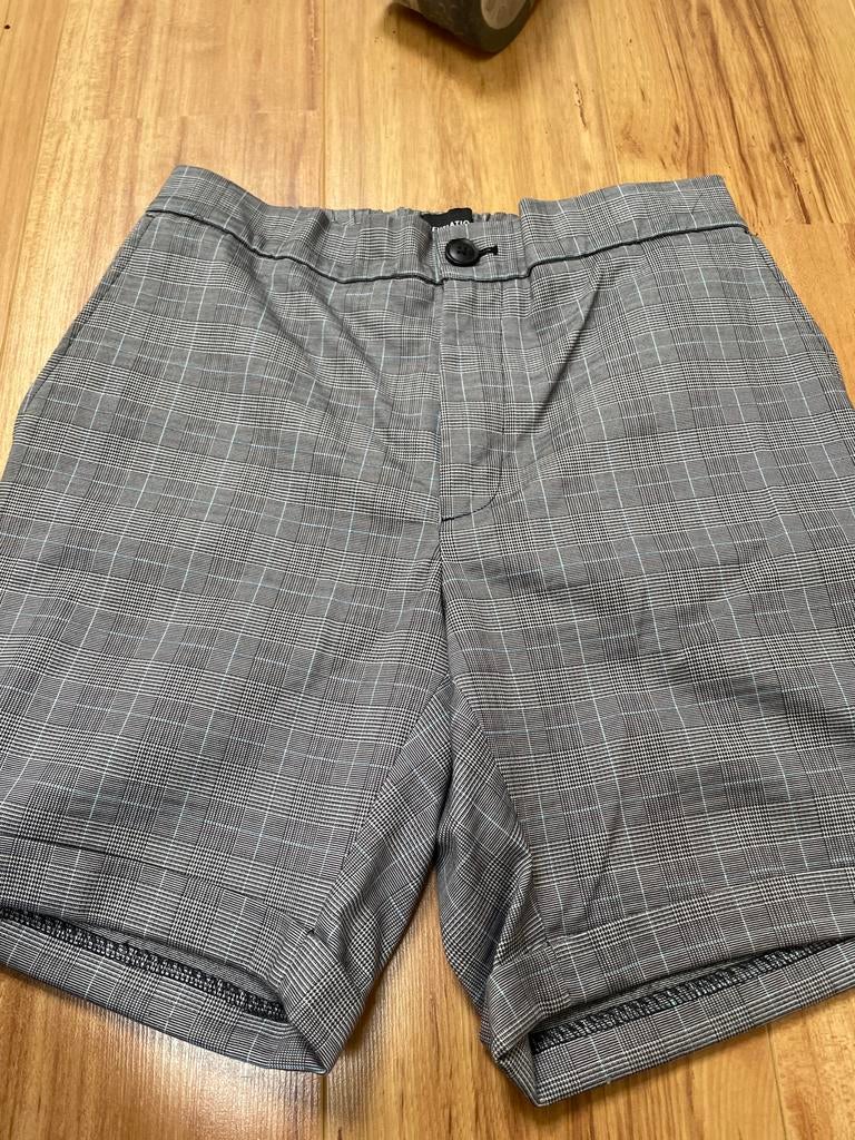Revelation The Nordics geruite shorts maat S, Kleding | Heren, Broeken en Pantalons, Zo goed als nieuw, Ophalen of Verzenden