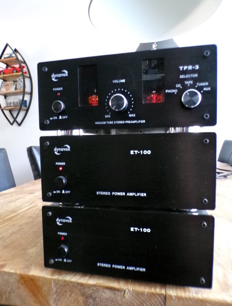 Mooie 4 dlg Dynavox Buizen Pre/power set met Auna CD-Tuner, Audio, Tv en Foto, Overige merken, Gebruikt, Cd-speler, Losse componenten