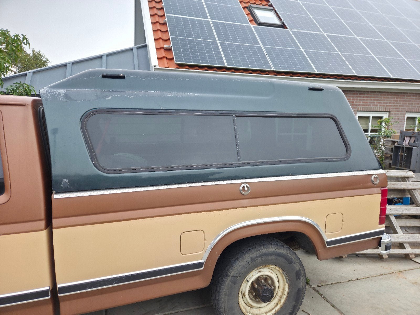 Ford GMC Chevrolet Kap Huif/Camper Shell +-255 x 180cm, Gebruikt, Achterklep, Achter, Ophalen