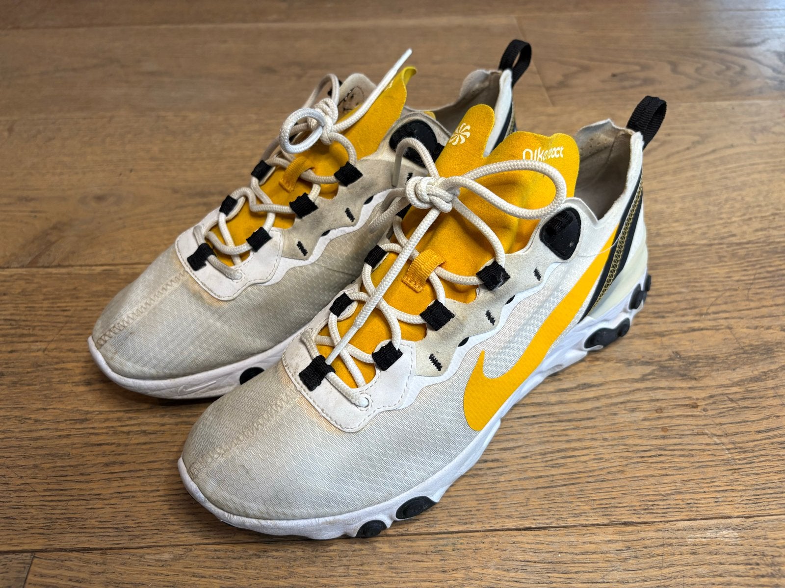 Nike React Element 87 sneakers - Maat 43, Wit, Ophalen of Verzenden, Sneakers of Gympen, Gedragen