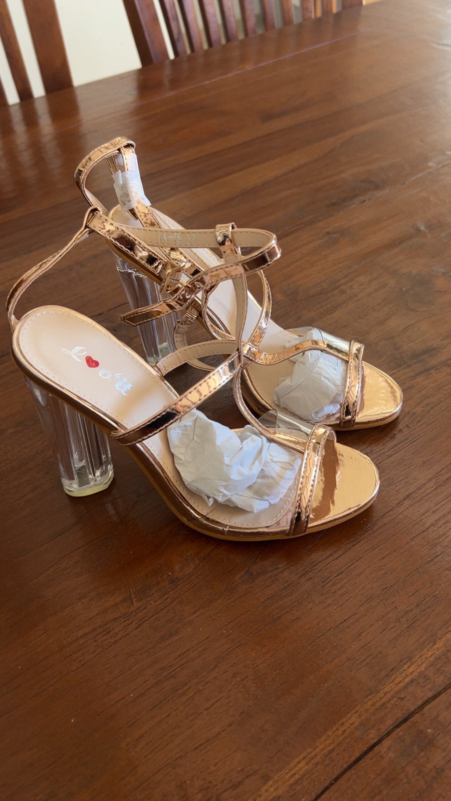 Gouden sandalen met transparante hakken, Overige kleuren, Nieuw, Sandalen of Muiltjes, Ophalen of Verzenden