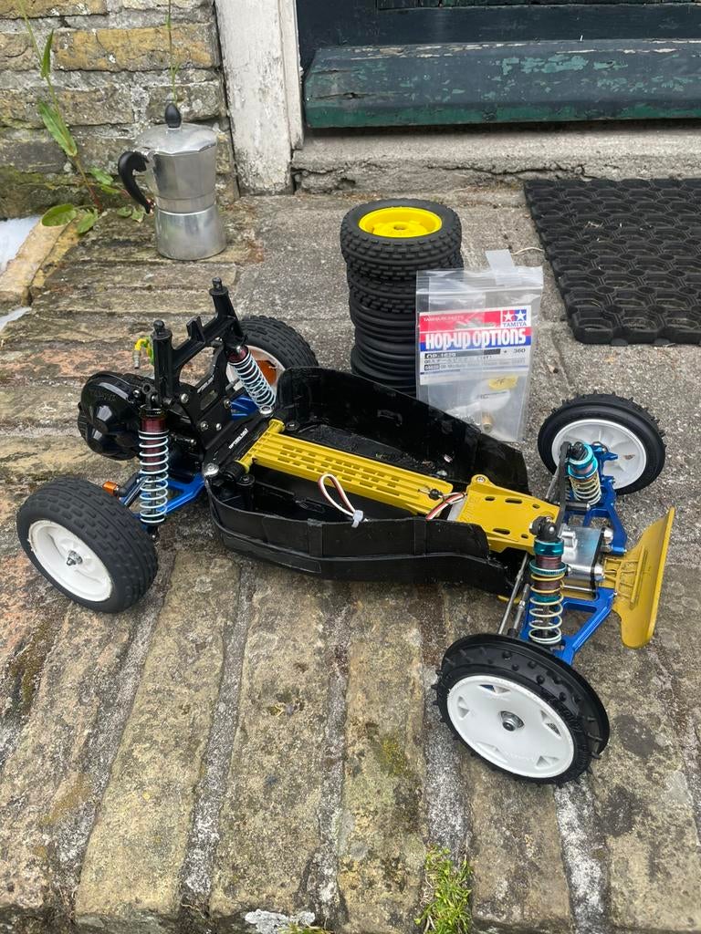 Heavily tuned Tamiya DT-02 roller + servo and 540 TT motor, Ophalen of Verzenden, Zo goed als nieuw, Auto offroad