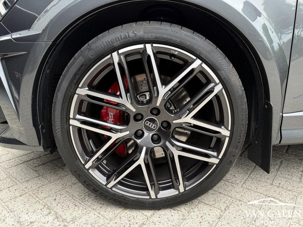 Audi RS Q3 2.5 TFSI 10-Years Edition|Wide Body|Carbon Seats, Auto's, Automaat, 12 maanden, Gebruikt, 1675 kg