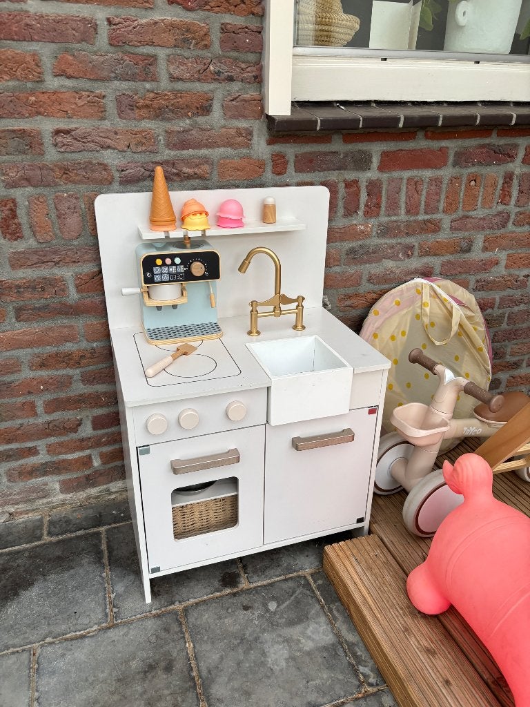 Speelkeuken Petit Amelie, Kinderen en Baby's, Ophalen, Gebruikt, Hout, Speelkeuken