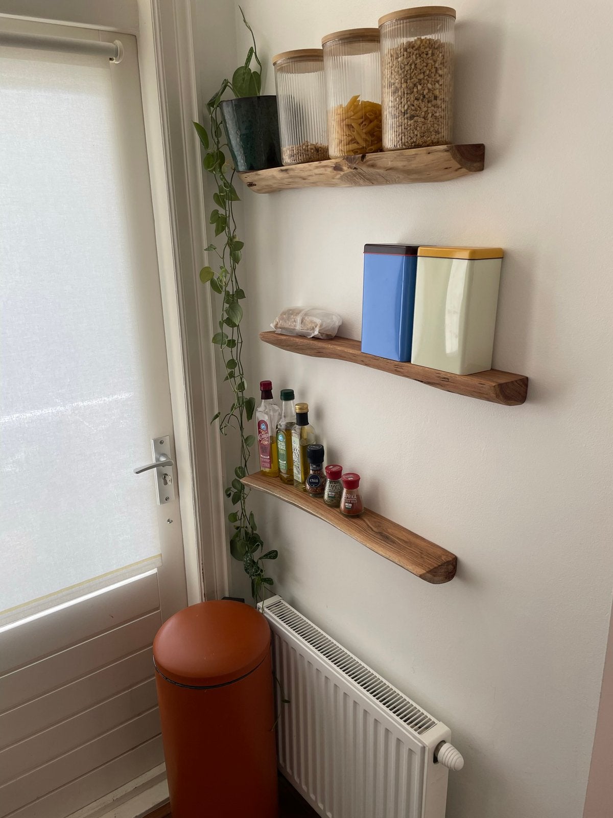 Drie rustieke houten wandplankjes – ca. 61  10 cm, Ophalen, Zo goed als nieuw