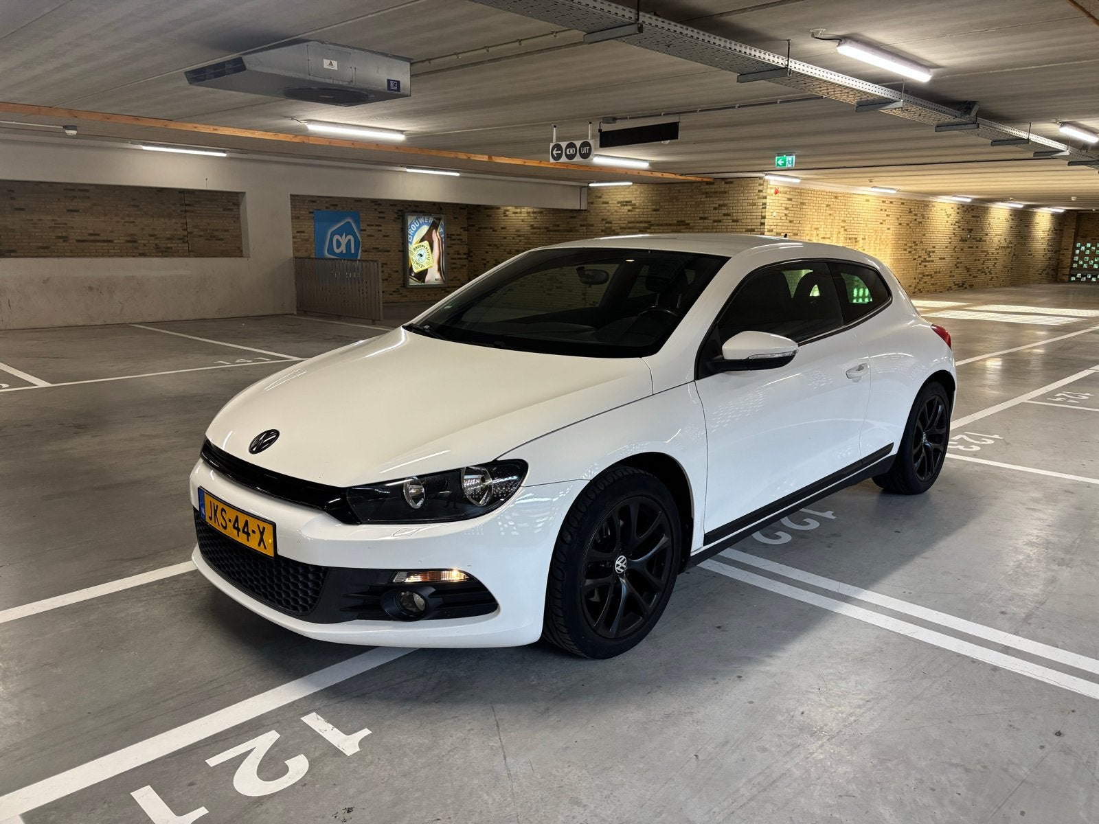Volkswagen Scirocco 1.4 TSI 90KW BMT 2010 Wit, Voorwielaandrijving, 4 cilinders, 4 stoelen, 1219 kg