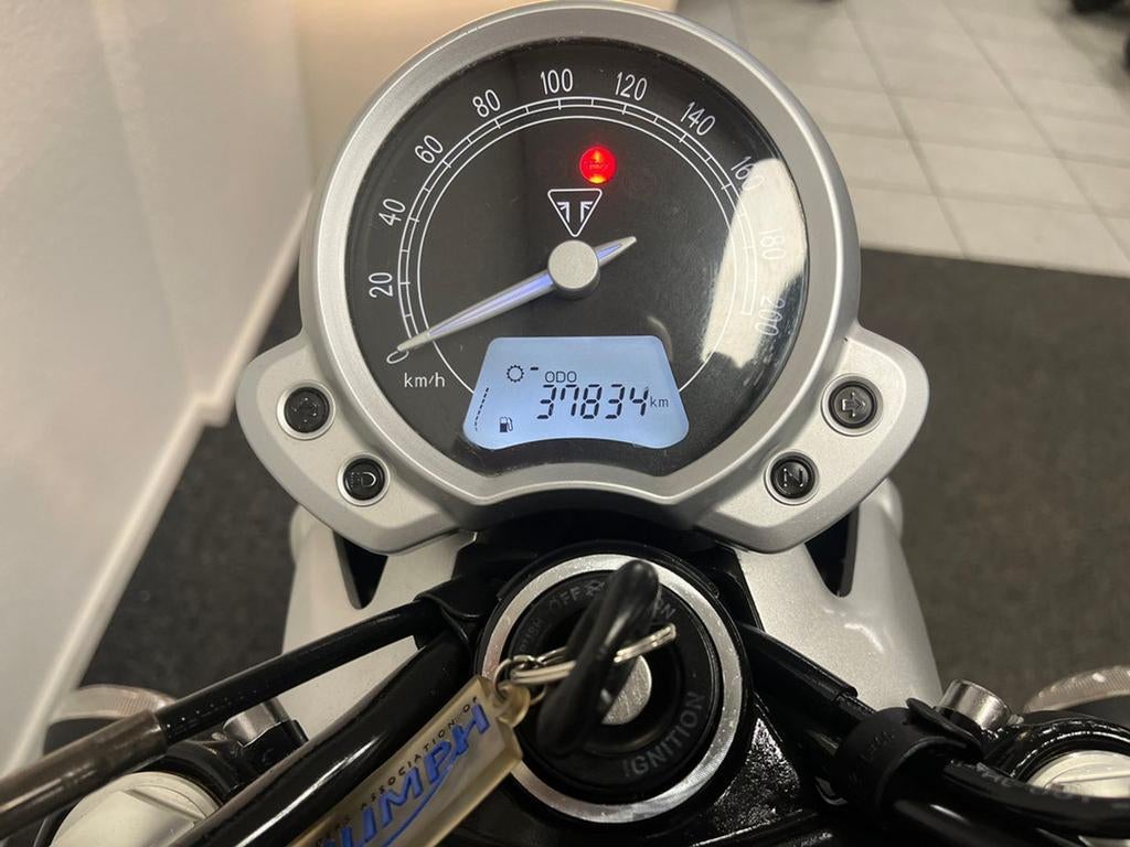Triumph STREET TWIN LEASE VOORDELIG!, Motoren, Motoren | Triumph, 2 cilinders, Motorrijbewijs A, Bedrijf, Meer dan 35 kW