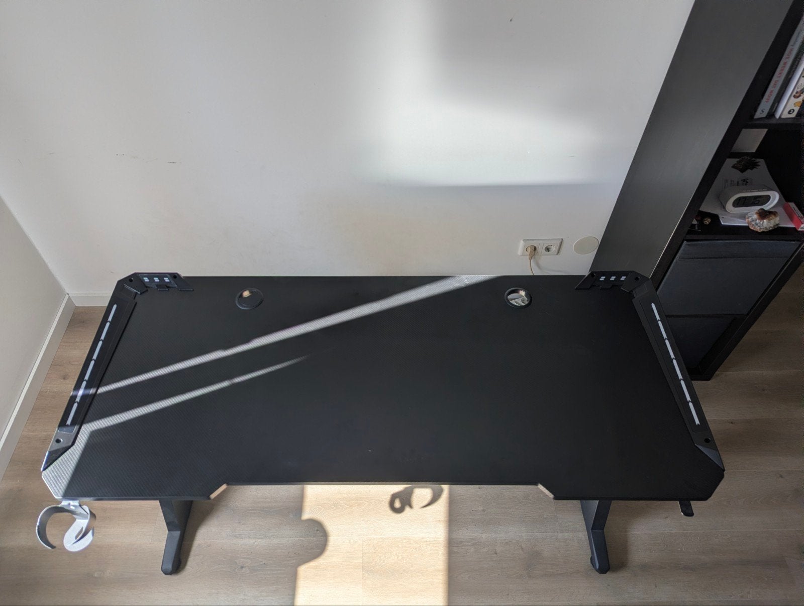 Gaming tafel - Zwart - Zo goed als nieuw, Huis en Inrichting, Tafels | Eettafels, Ophalen, 50 tot 100 cm, 100 tot 150 cm, Overige materialen