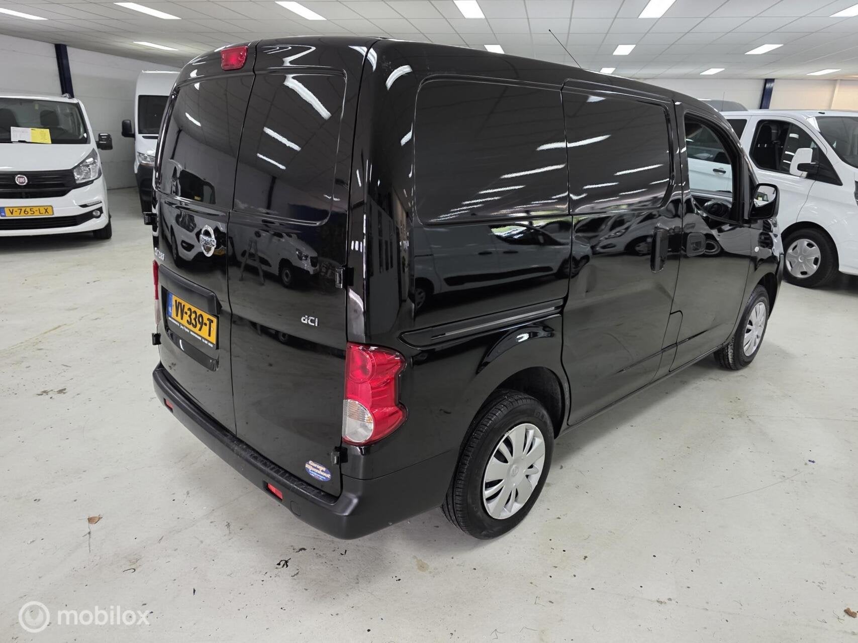 Nissan NV200 1.5 dCi Optima Airco Navigatie MARGE!, Auto's, Euro 5, Gebruikt, 4 cilinders, Zwart